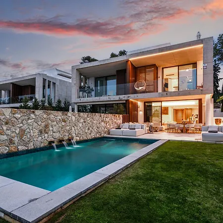 Villa The Collection *
