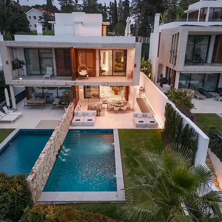 Villa The Collection *